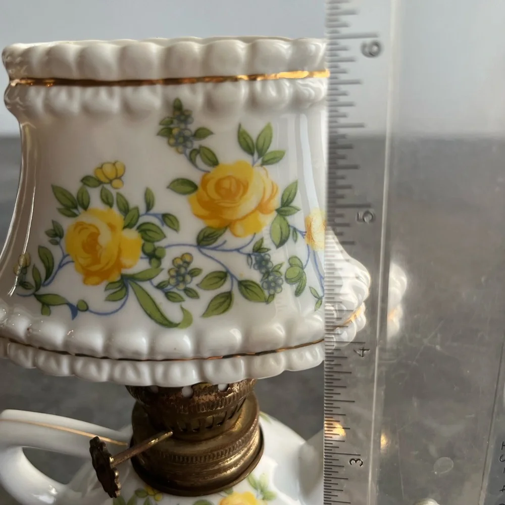 Oil Lamp Ceramic with Yellow Rose design
